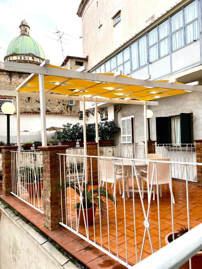 Domus Elena - Plebiscito Apartment Napoli Ngoại thất bức ảnh
